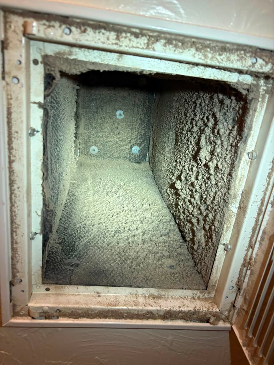 Return box cleaning — before duct cleaning